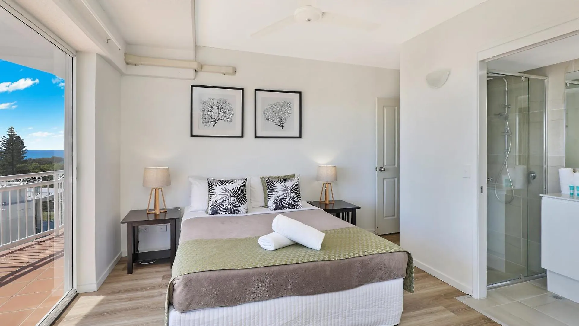 Beachside Resort Kawana Waters Buddina