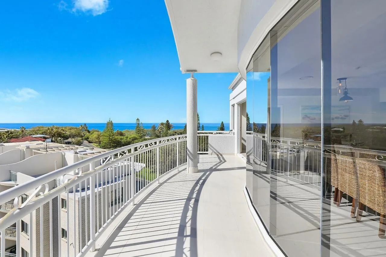 ****  Beachside Resort Kawana Waters Buddina Australia