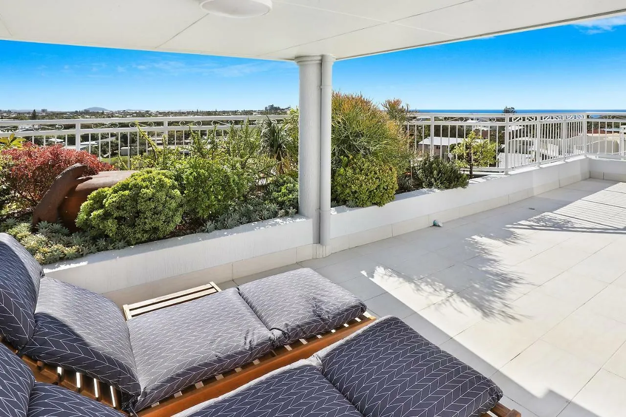 Beachside Resort Kawana Waters Buddina