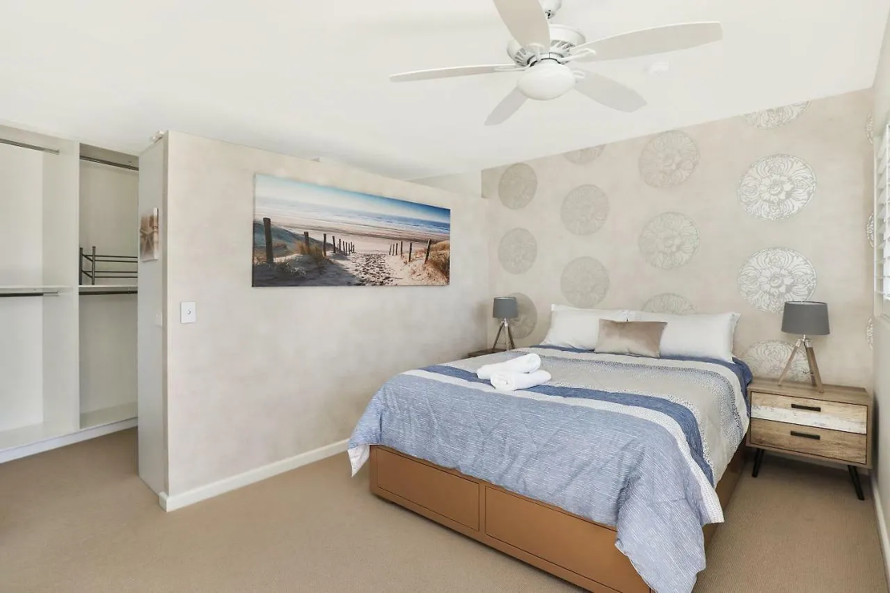 Beachside Resort Kawana Waters Buddina